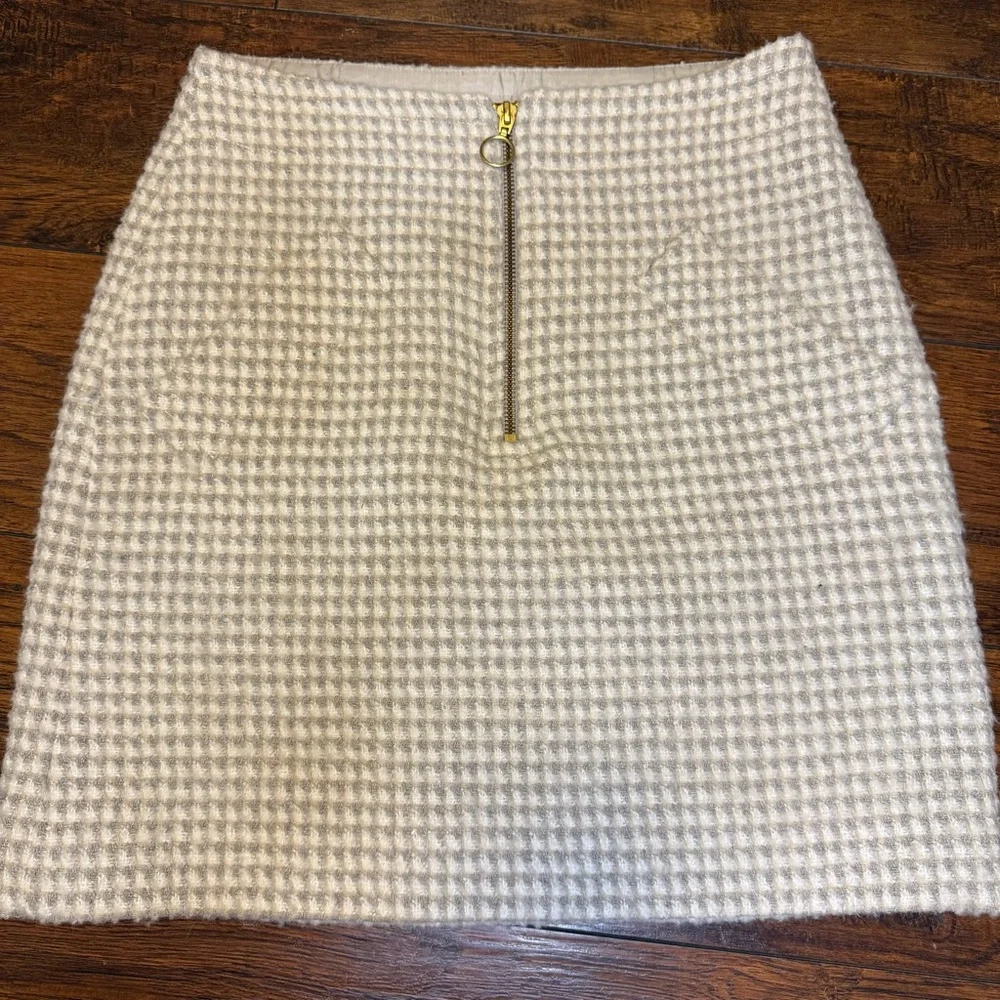 Sisley Houndstooth Tweed Mini Skirt 6 Wool Blend Zip Front Quiet Luxury Coquette